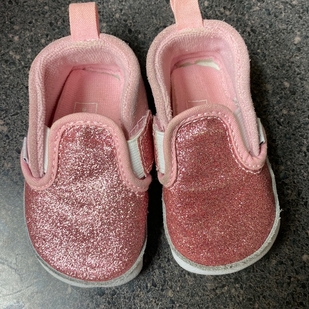Pink sparkly vans for baby!